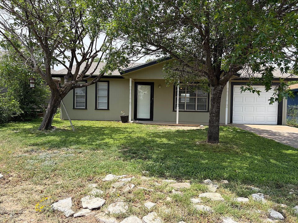 1st image of 2414 Lindell Ave
