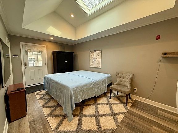 4th image of 19 Seward Ln #1