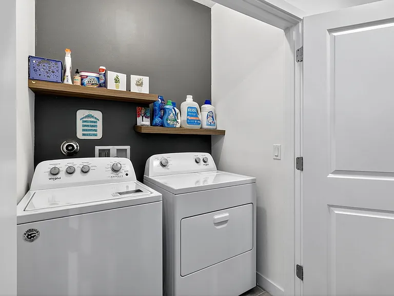 4388 Serpens Ln — Photo 25