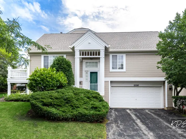 2330 Twilight Dr, Aurora, IL 60503