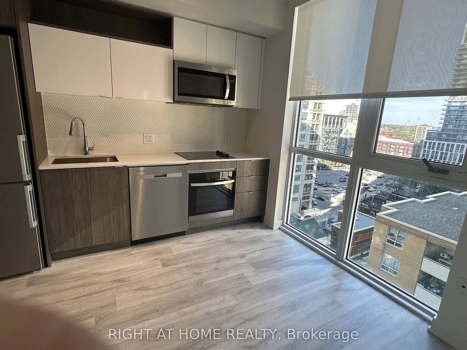 1 bed, $2,100 — Photo 3