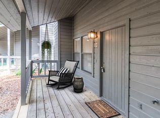 10 Sawmill Grove Ct, Spring, TX 77380