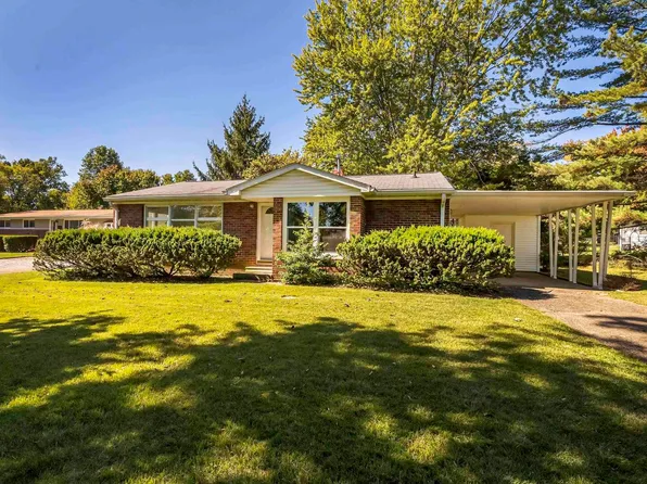 2929 Logan St, Mount Vernon, IL 62864