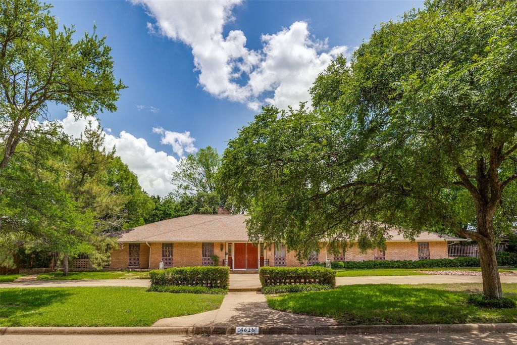 4616 Sugar Mill Rd, Dallas, TX 75244 home