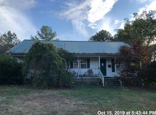2913 W Highway 1376, East Bernstadt, KY 40729