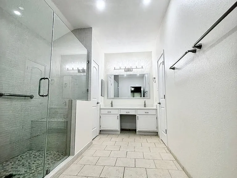 236 Almond Dr — Photo 17