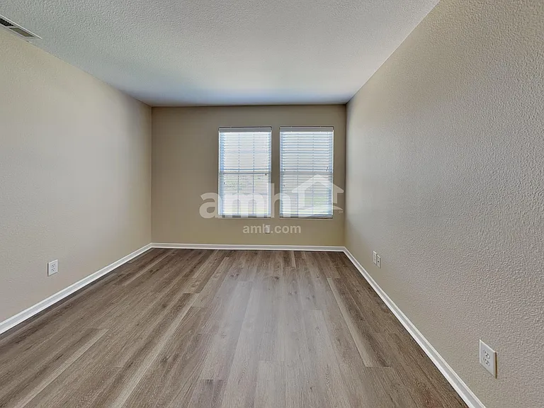 3345 Grove Berry Ln — Photo 9