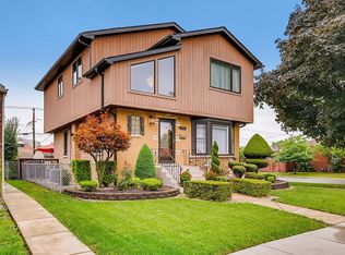 5700 S New England Ave, Chicago, IL