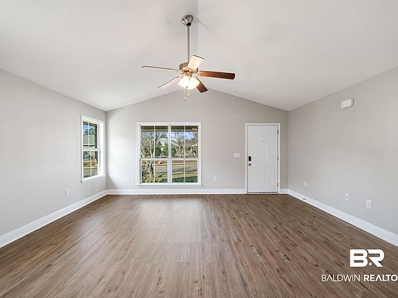 2nd image of 319 Bloomsbury Ave