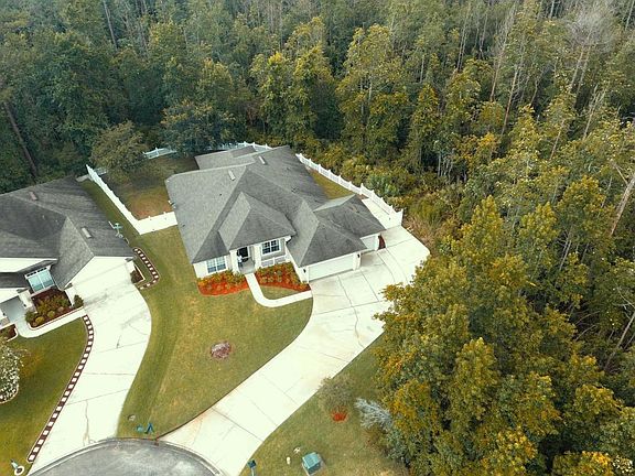 3rd image of 470 Apple Creek Dr