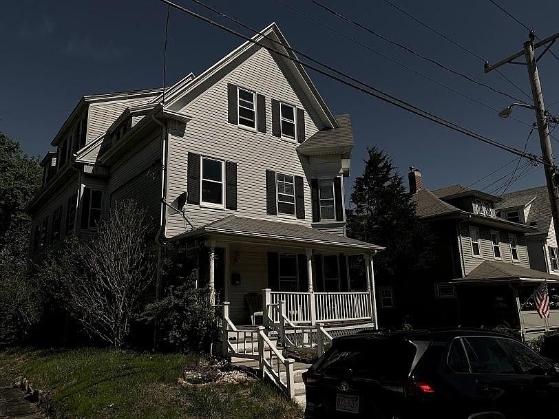 1st image of 19 Clyfton St #1