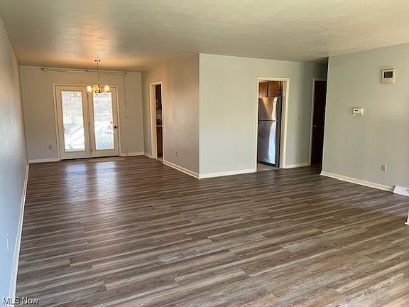 5th image of 142 Crisswill Rd