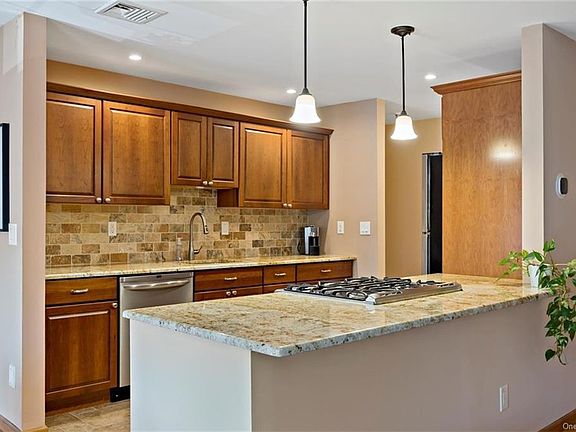 4th image of 107 High Ave APT 208