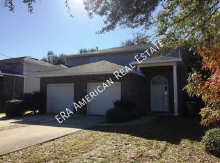 96 2nd Ave #96, Shalimar, FL 32579