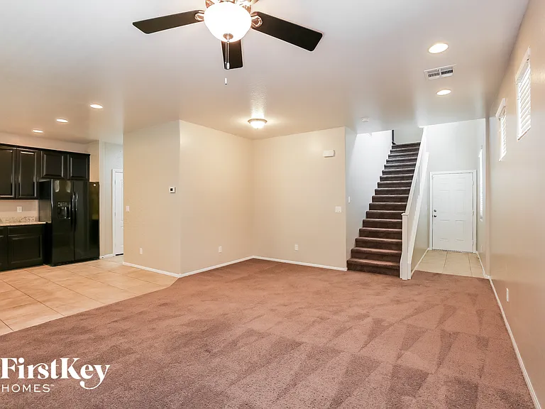 9337 Pearblossom Sky Ave — Photo 3