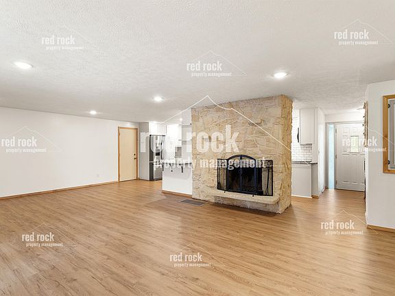 5th image of 6308 E 15th Ave