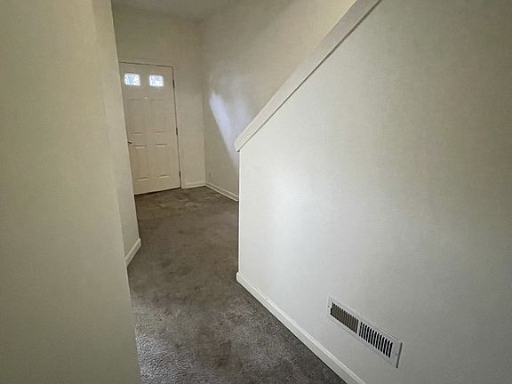 4th image of 16735 SW Baseline Rd