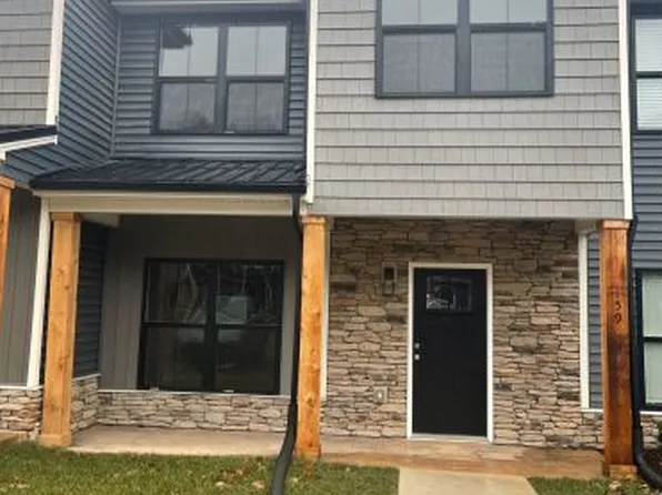 159 Sunburst Villa Dr, Evington, VA 24550