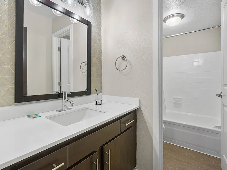 The Cortesian Apartments — Photo 12