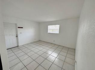 2534 NW 139th St #3, Opa Locka, FL 33054