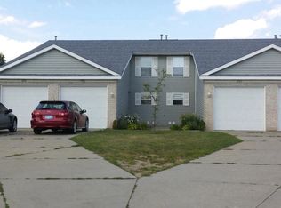 990 Cedar Run Ct NW, Grand Rapids, MI 49534