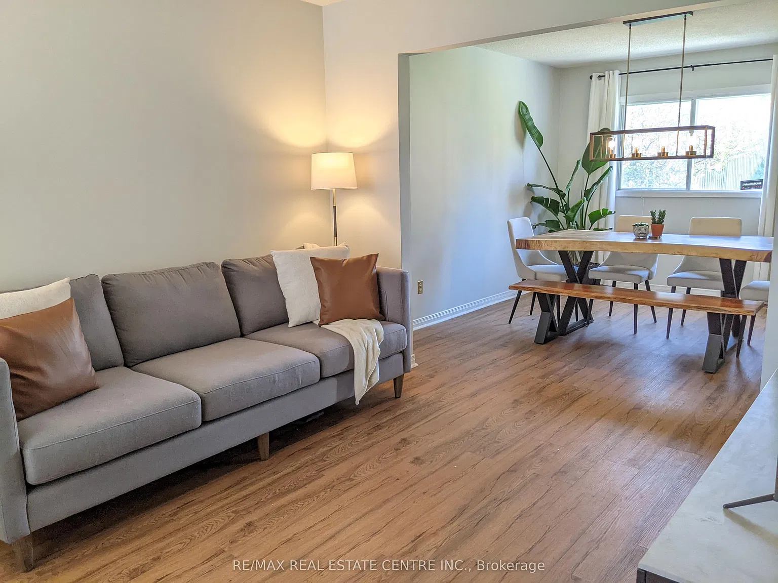 3 bed, $3,000 — Photo 4