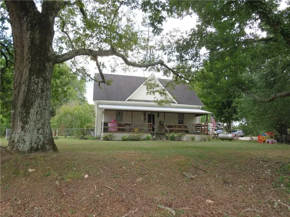 2359 Old Cedartown Rd, Cedartown, GA 30125