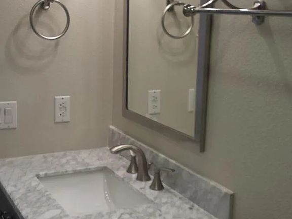 5th image of 1270 Cleveland Ave #202