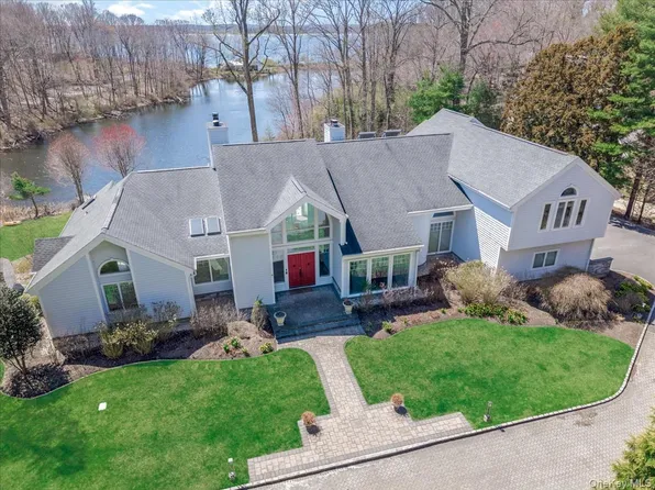 19 Mallard Drive, Lloyd Harbor, NY 11743