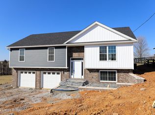 305 Brushy Fork Dr, Vine Grove, KY 40175