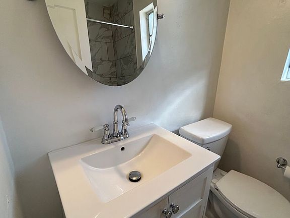 5th image of 1401 E 10th St #10TH1401-01