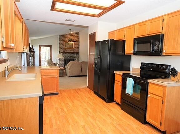 2nd image of 6487 Lacey Ct