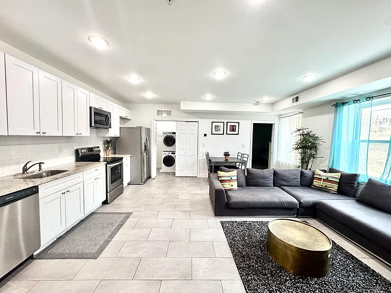 925 N Broad St #4G — Photo 5