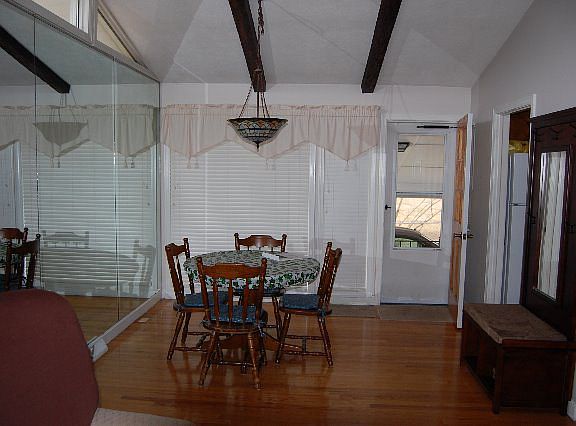 3rd image of 303 Pemberton St