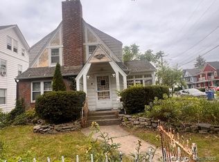 403 Cooke St, Waterbury, CT 06710