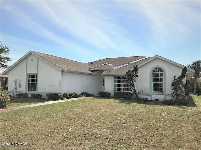 1st image of 12 Spanish Waters Dr