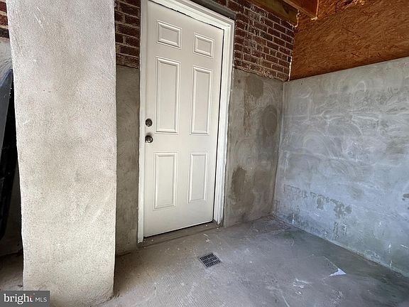4th image of 7131 Gormel Dr