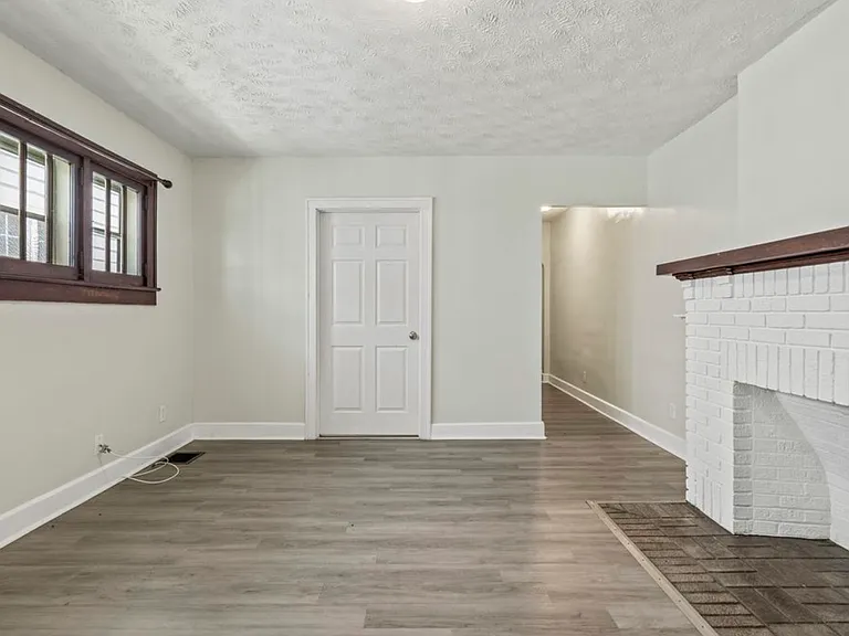 3624 N Illinois St — Photo 6