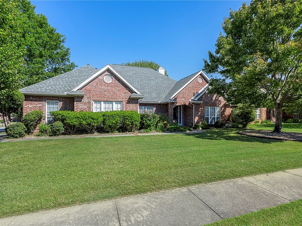 1st image of 4417 W Braymore Dr