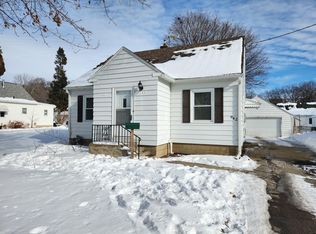 942 13th Ave NE, Rochester, MN 55906