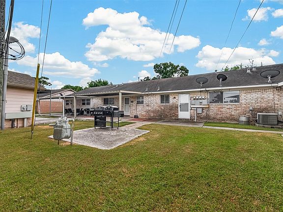 5th image of 2302 Buchanan Dr