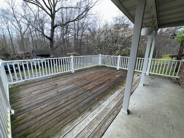 128 Frontier Pl, Princeton, WV 24739