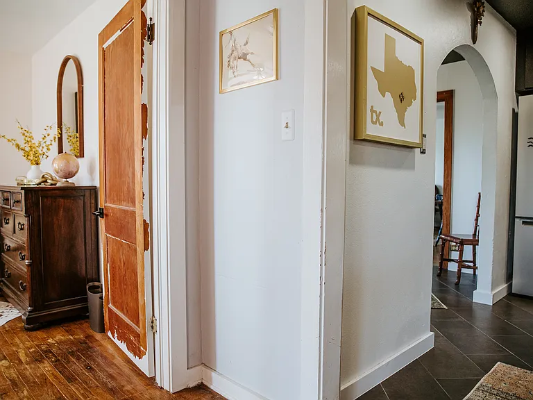 604 W Pecan St — Photo 46