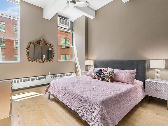 4th image of 970 Kent Ave APT 309