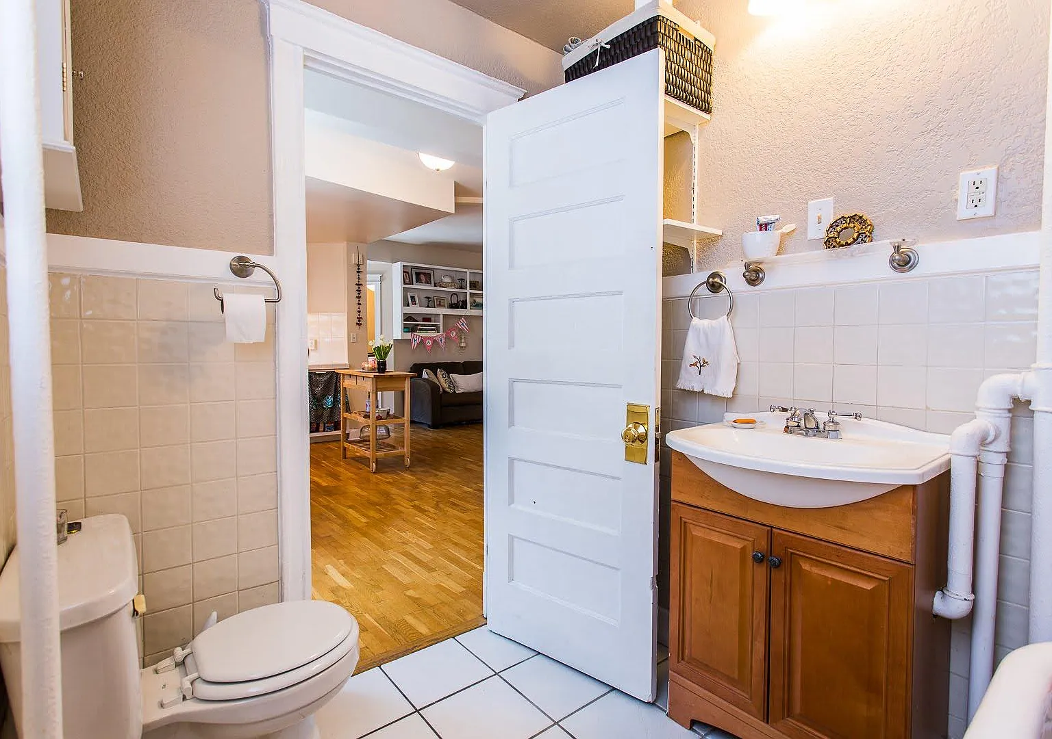 2 bed, 610 sqft, $1,745 — Photo 4