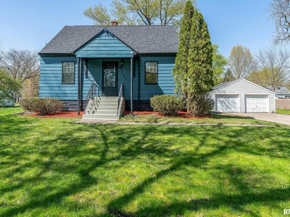 4111 4th Ave #B, East Moline, IL 61244