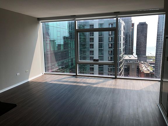 4th image of 223 E Grand Ave #3