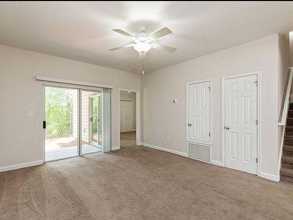 4th image of 25 Trevor Dr #1