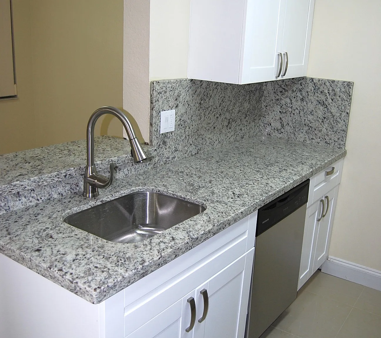 Lakeview Club 1 bed 1 bath Fort Lauderdale — Photo 4
