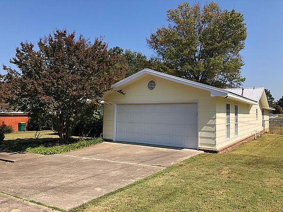 2nd image of 1113 Quail Creek Dr